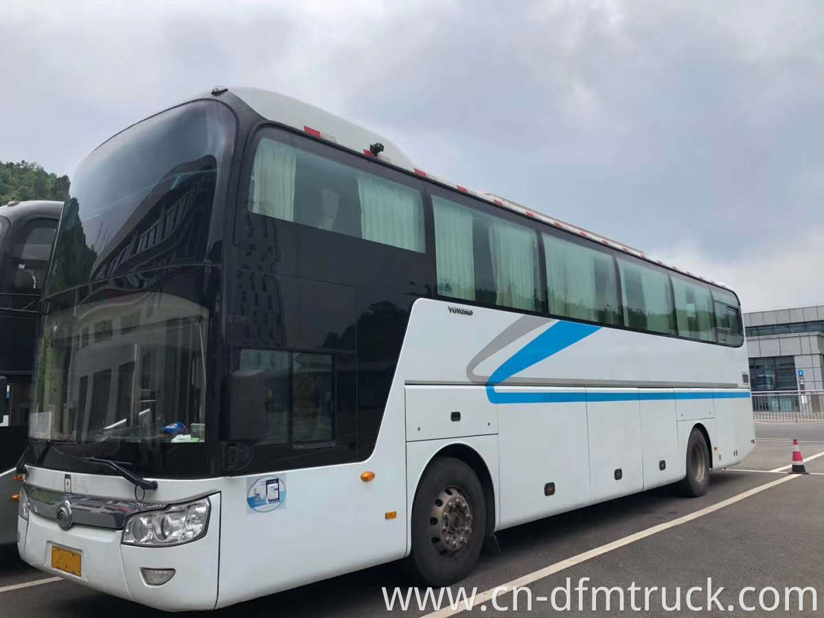 48 seats white coach bus (2)